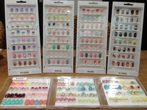 定額ネイル サンプルチップ 茅ヶ崎のネイルサロン パラジェル シェラック登録店 Po Es Nail ポエズネイル